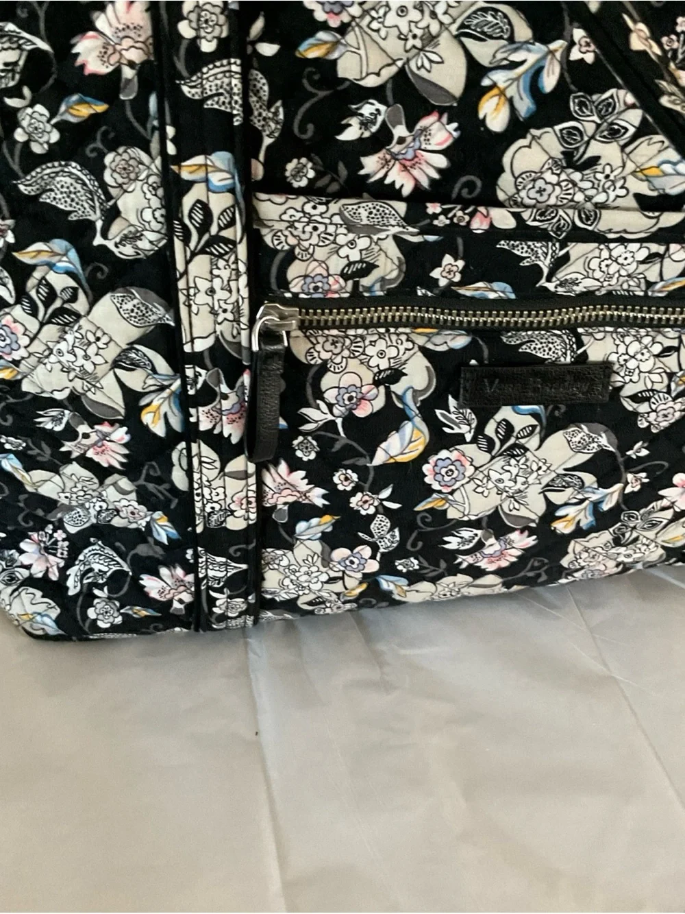 Vera Bradley Blk/White Bedford Blooms Large Tote Bag